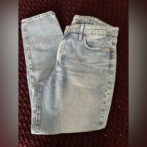 Old Navy women’s Distressed Faded Denim Jeans
